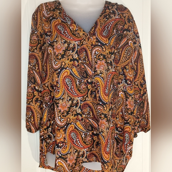 Jones New York Tops - 2/$30 Paisley Elegance JONES NEW YORK Preppy,Clueless blouse(#1,195)